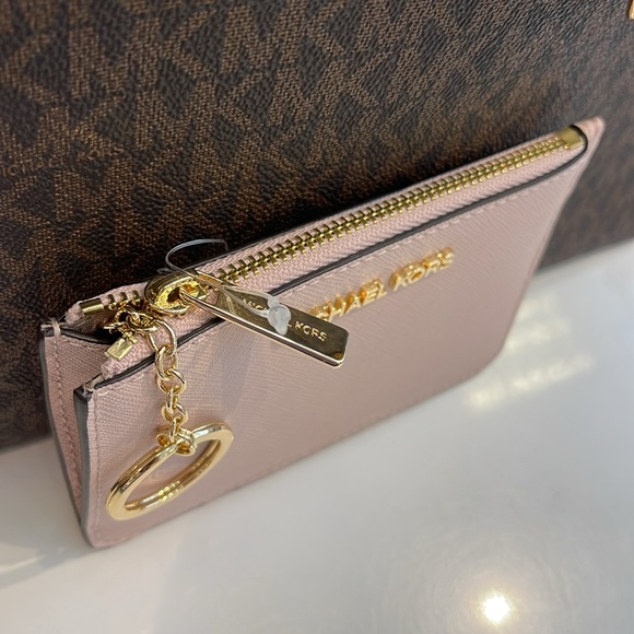 MICHAEL KORS SMALL TOP ZIP COINPOUCH WITH ID CARD CASE WALLET 
POWDER BLUSH 
NWT - Picture 4 of 16